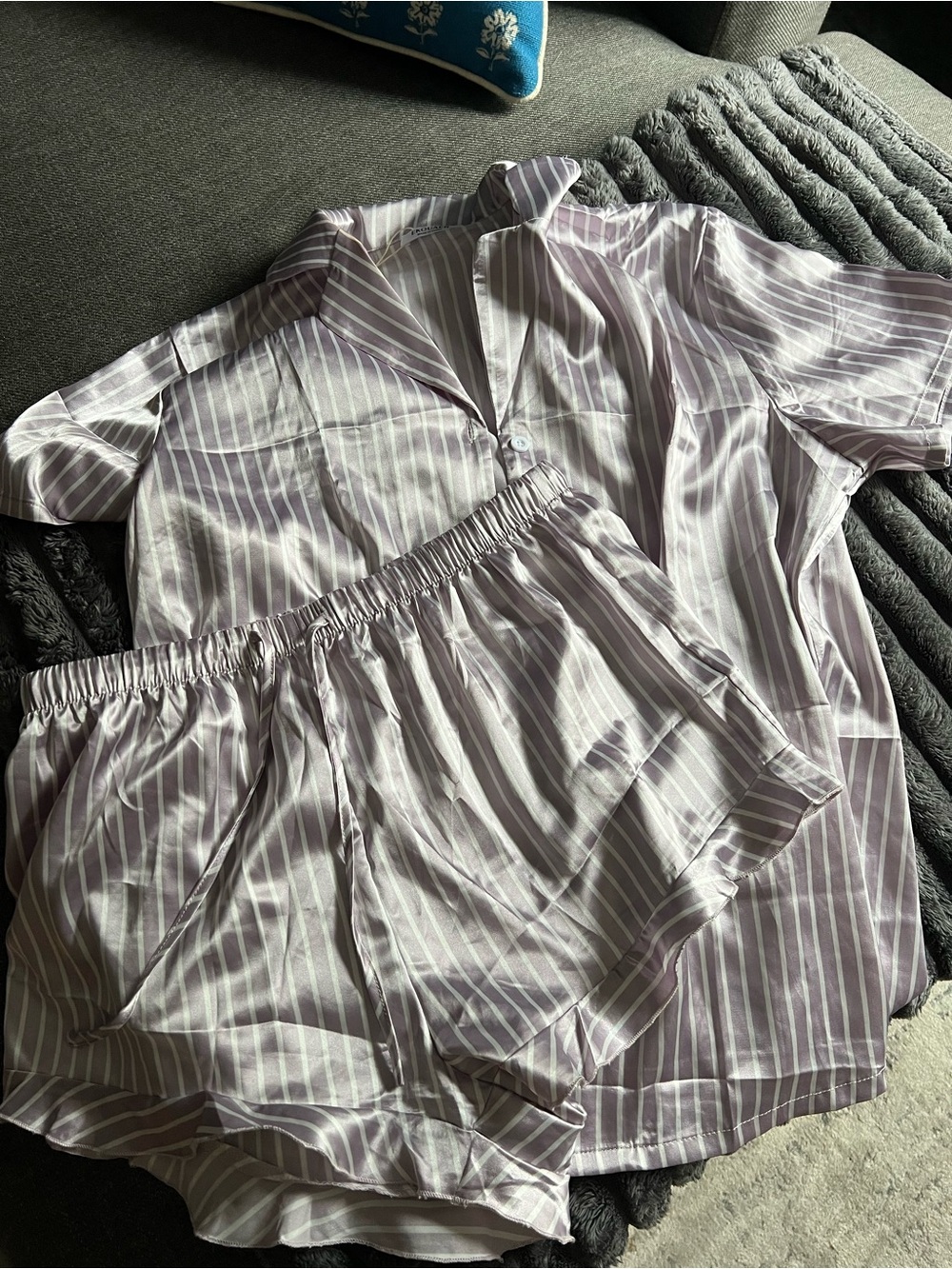 Ekouaer Purple Striped Silky Pajama Set